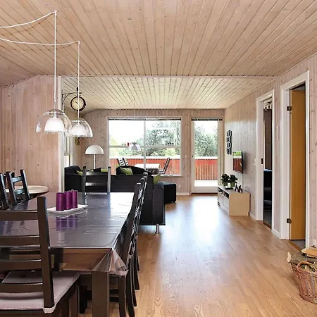 8 Person In Hj Rring Holiday home *