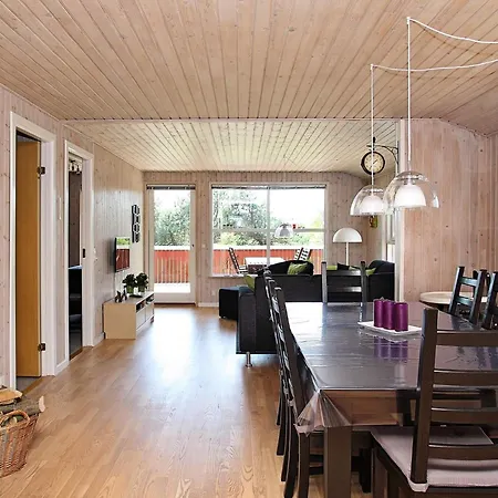 8 Person In Hjorring-by Traum