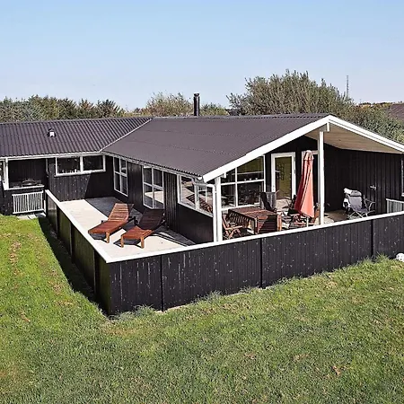 4 Star In Hjorring Vakantiehuis *