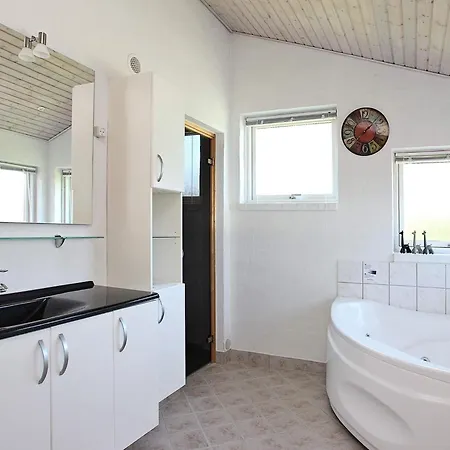 8 Person In Hjorring-by Traum Vakantiehuis *