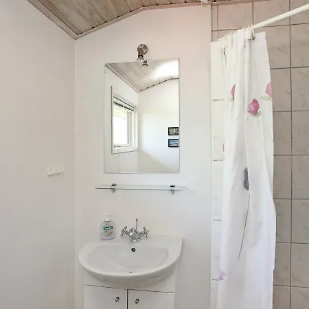 8 Person In Hj Rring Holiday home *